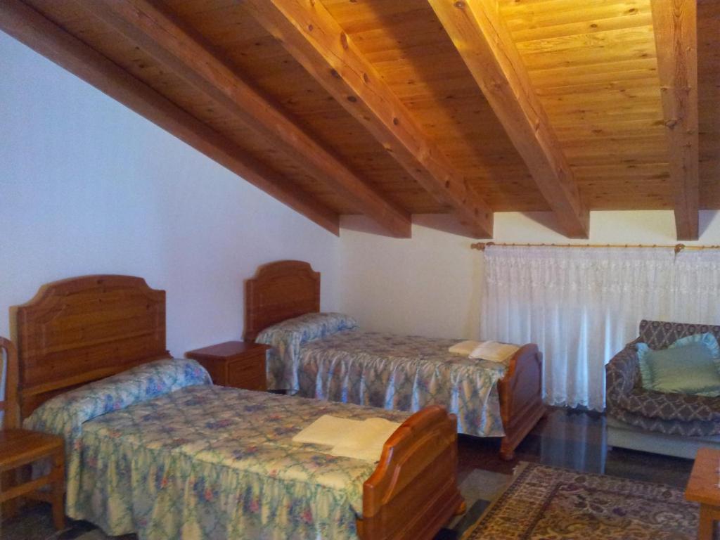 Hostal Casa Ramon Куинтанар де ла Сиера Екстериор снимка